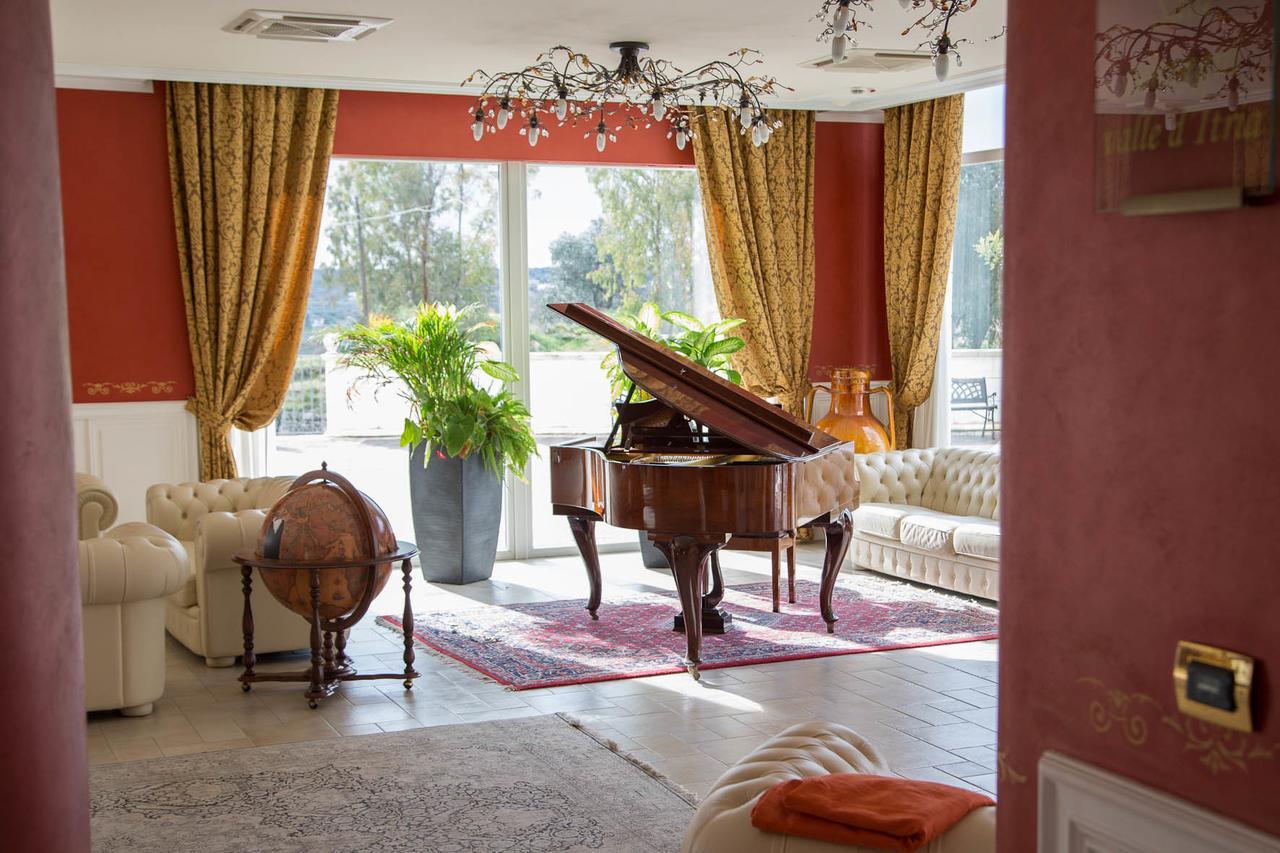 Hotel Madonna Delle Grazie Ceglie Messapica Luaran gambar