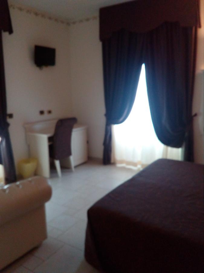 Hotel Madonna Delle Grazie Ceglie Messapica Luaran gambar